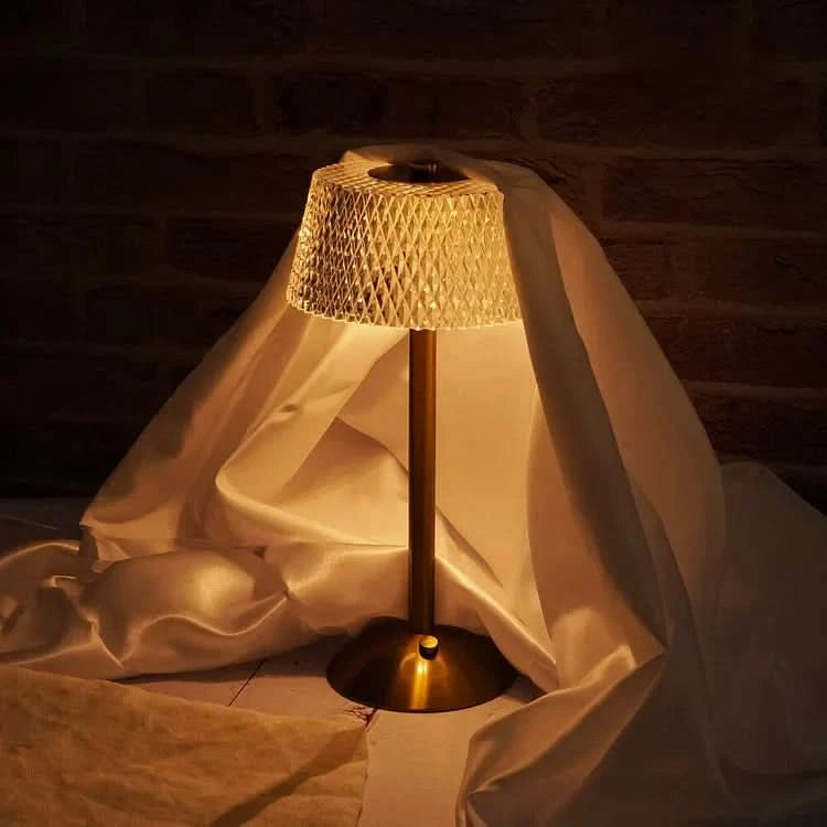 Crystal table lamp ambient lighting on restaurant table